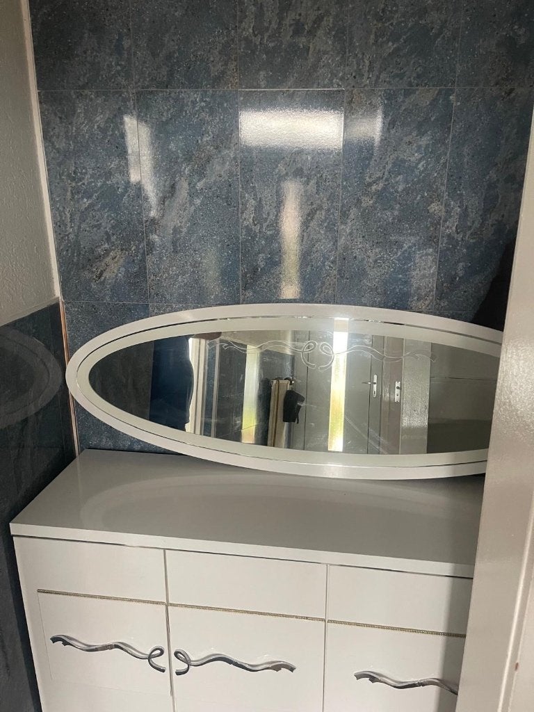 Dressoir, Ophalen, Met plank(en), 150 tot 200 cm, Zo goed als nieuw