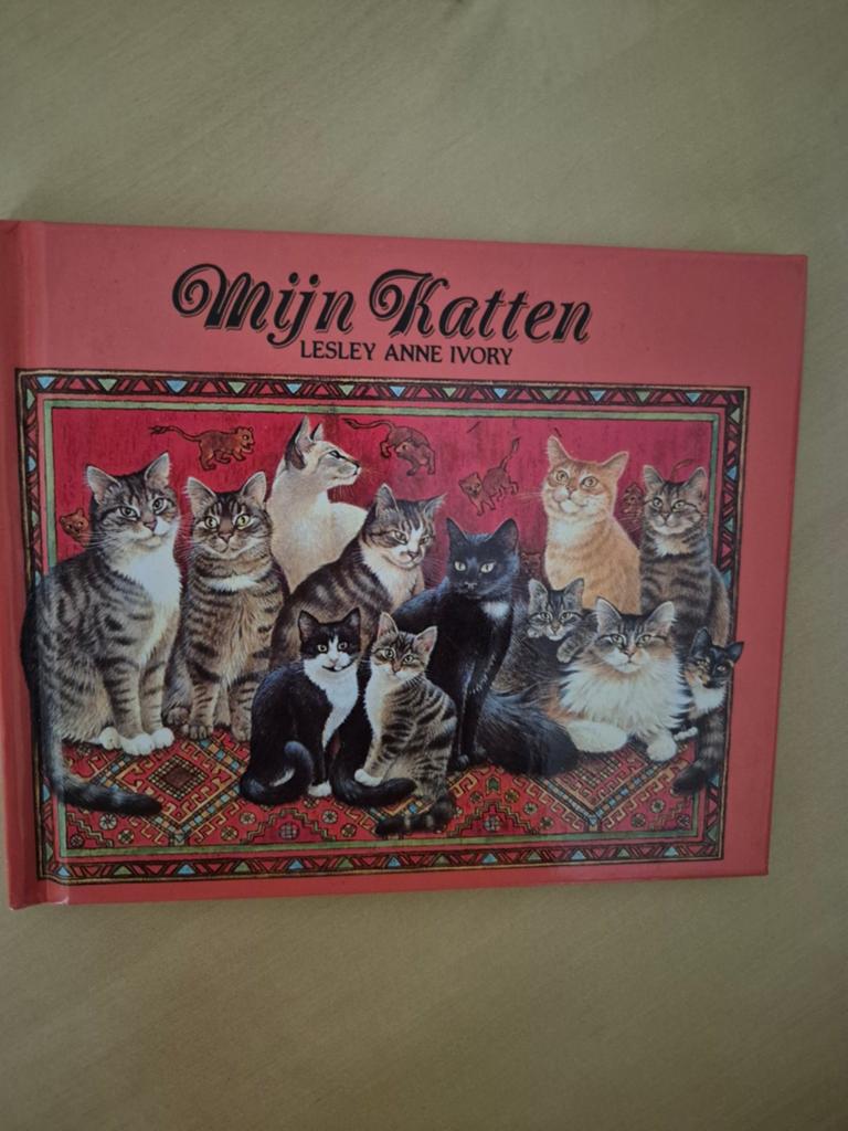 Mijn Katten - Prachtig geïllustreerd boek over katten, Ophalen of Verzenden, Nieuw, Katten, Lesley Anne Ivory