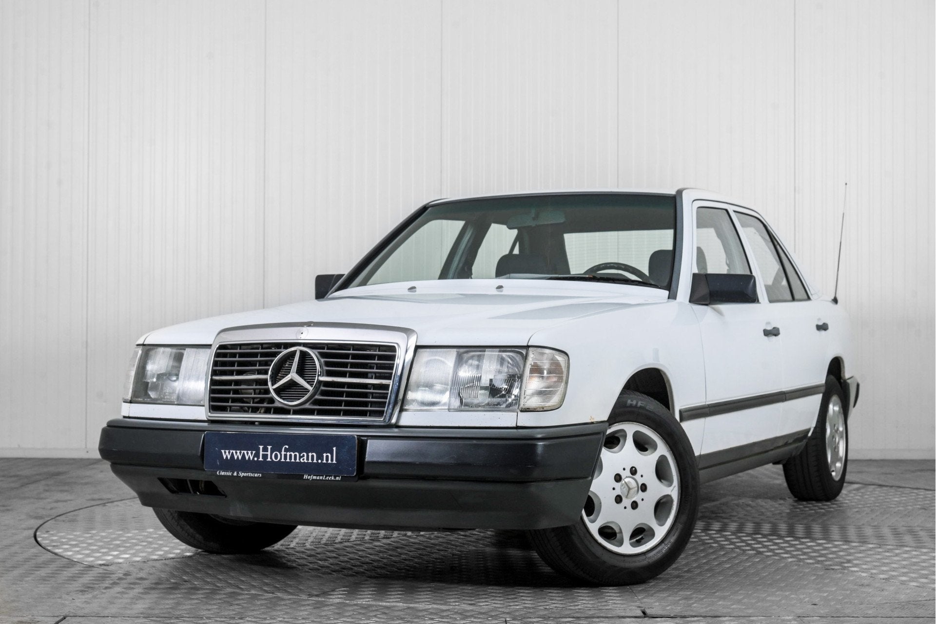 Mercedes-Benz 200-serie 200 E W124 (bj 1986), Auto's, 1998 cc, Achterwielaandrijving, Gebruikt, 4 cilinders