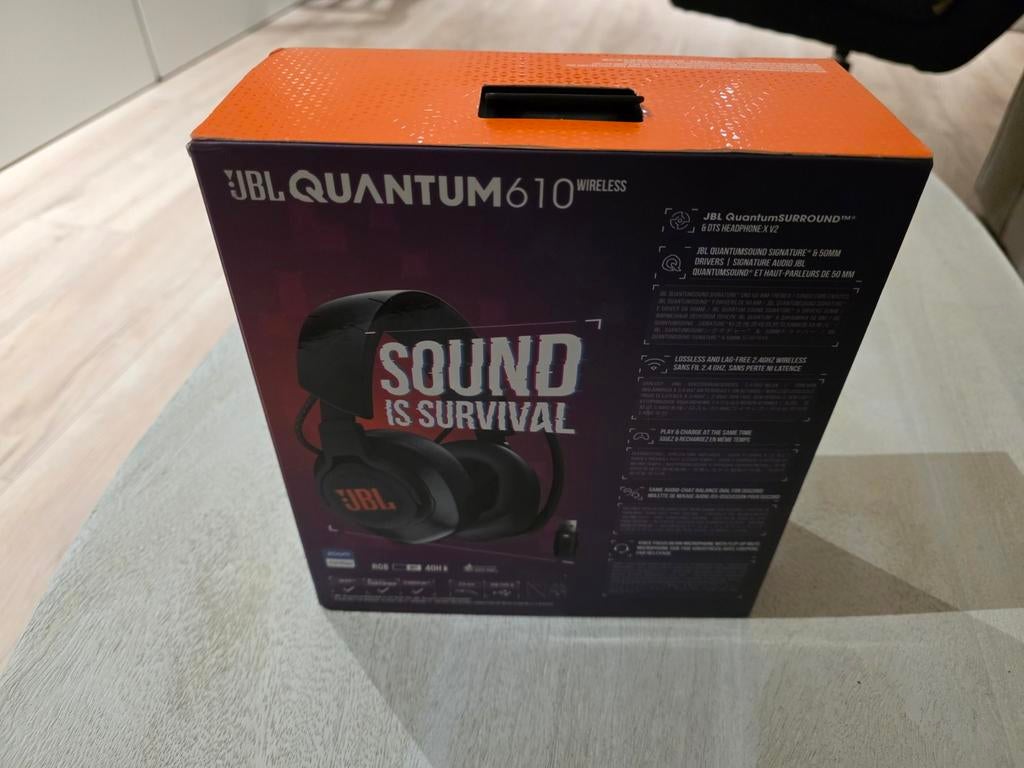 JBL Quantum 610 Wireless Gaming Headset - Zo goed als nieuw, Audio, Tv en Foto, Koptelefoons, Ophalen of Verzenden