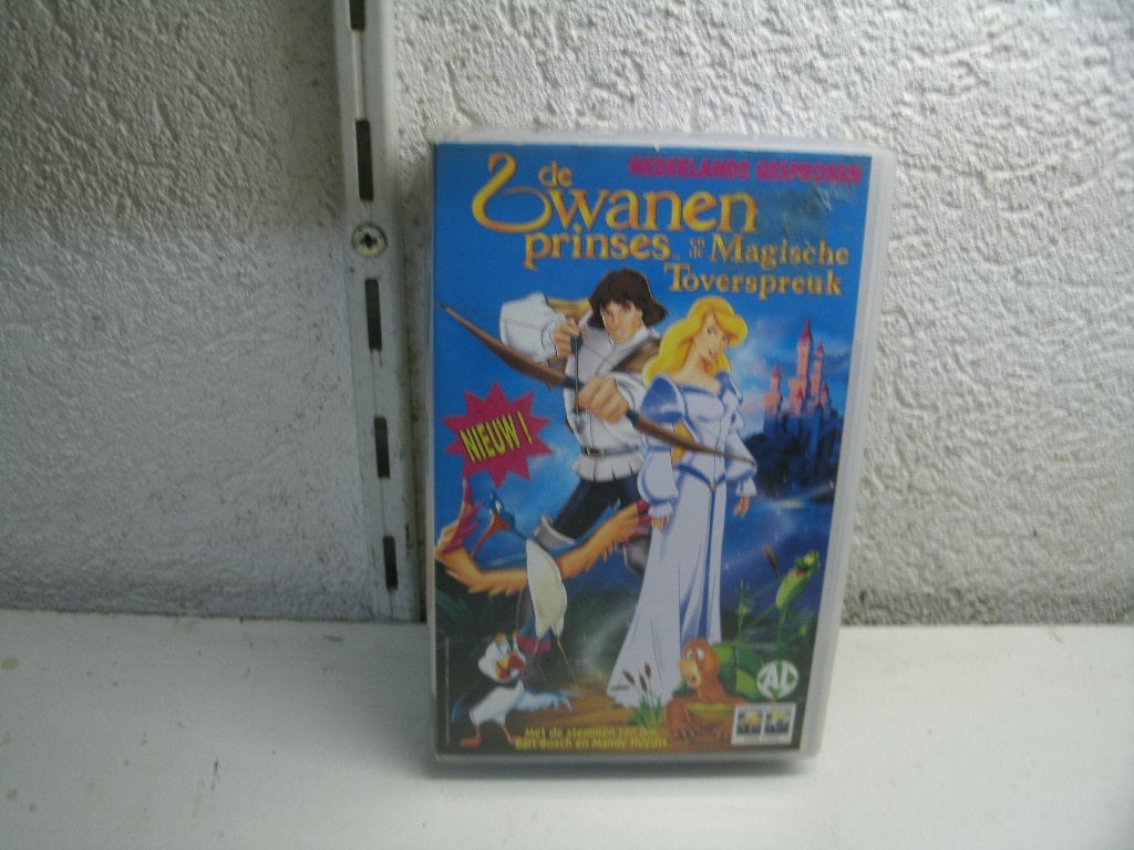 vhs 16a de zwanen prinses en de magische toverspreuk, Alle leeftijden, Ophalen of Verzenden, Zo goed als nieuw