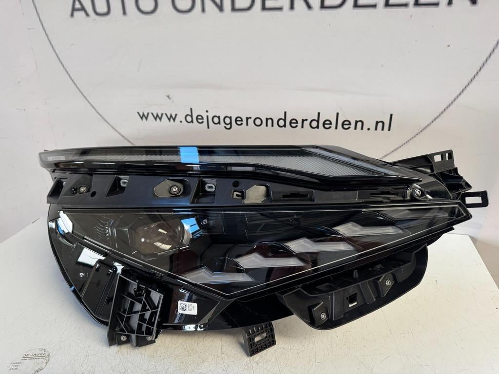 NISSAN QASHQAI J12 FACELIFT LED KOPLAMP RECHTS 26010HN25A, Nissan Motor Co., Ltd., Takashima 1-chome 1-1
220-8686  Yokohama, Nieuw