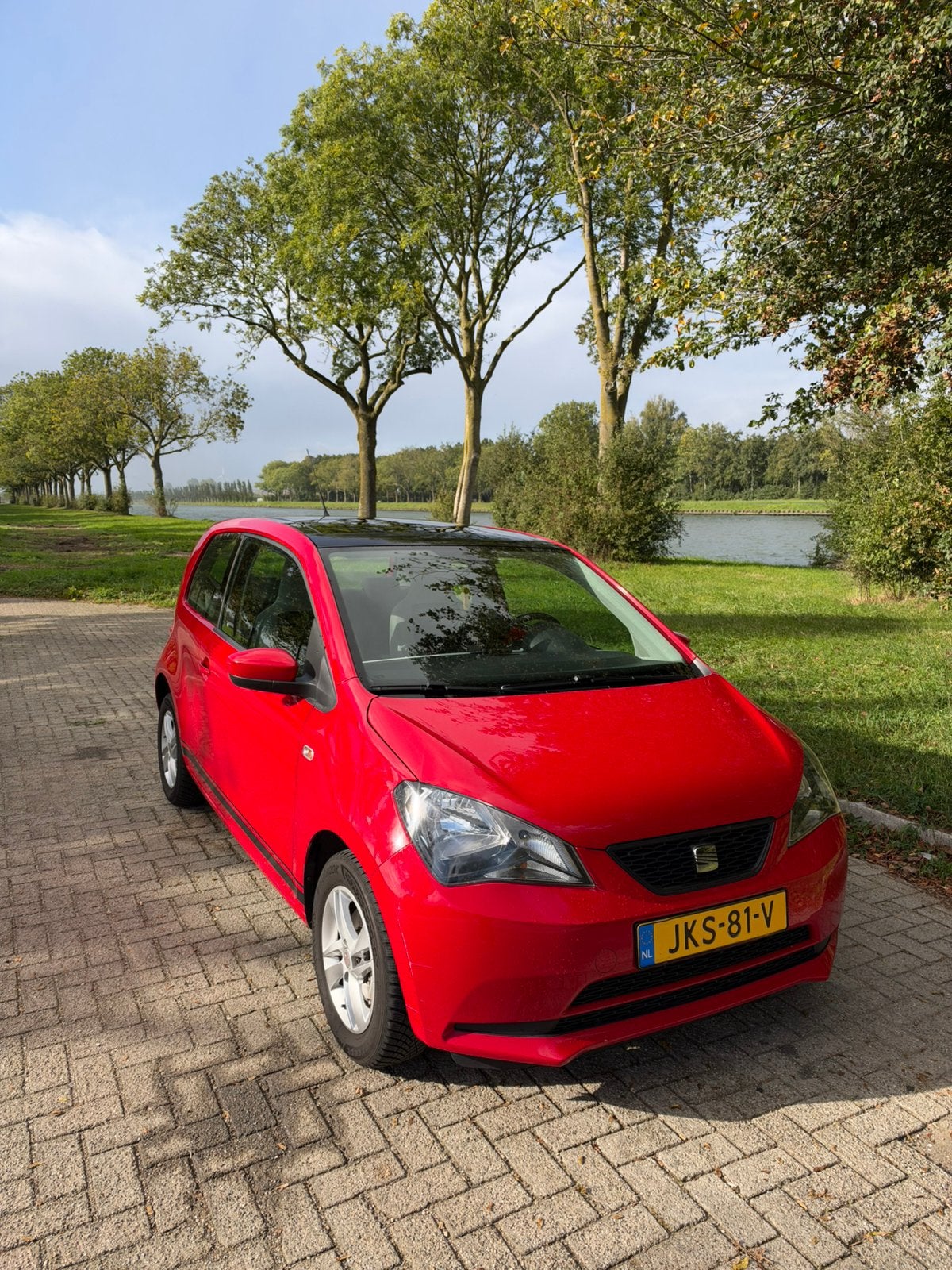 Seat Mii 1.0 55KW/75PK 5-D 2013 Rood, 74 pk, 4 stoelen, Mii, Handgeschakeld