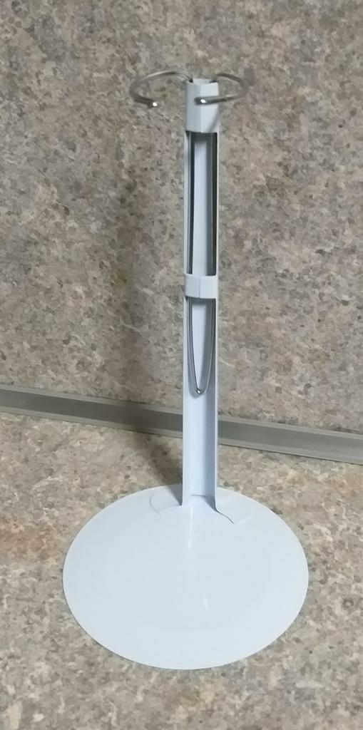 Poppen standaard van metaal, Verzamelen, Ophalen of Verzenden, Zo goed als nieuw, Accessoires