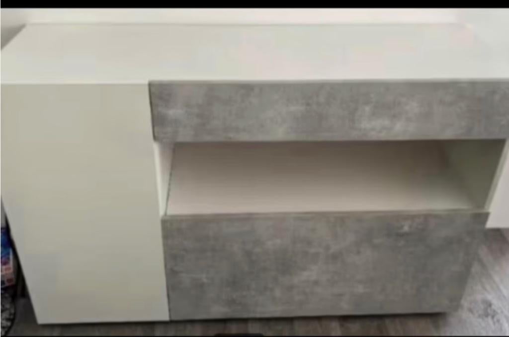 Dressoirs Potenza wit/grijs z.s.m, Huis en Inrichting, Kasten | Dressoirs, Ophalen, 100 tot 150 cm, Zo goed als nieuw, Met deur(en)