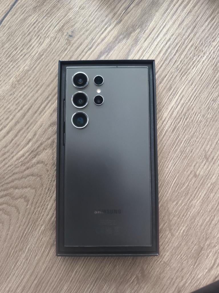 Samsung S24 Ultra, Galaxy S24, Zwart, Ophalen of Verzenden, Zo goed als nieuw