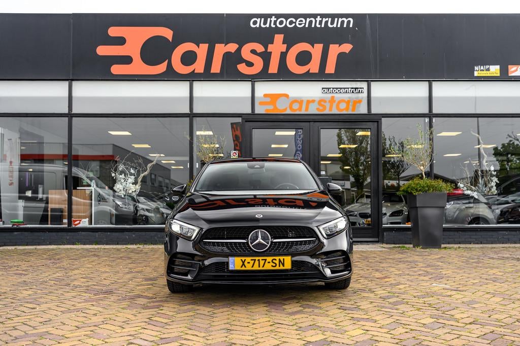 Mercedes-Benz A-klasse 250 e Business Solution AMG Limited|C, Auto's, Gebruikt, 4 cilinders, 15 kWh, Leder en Stof