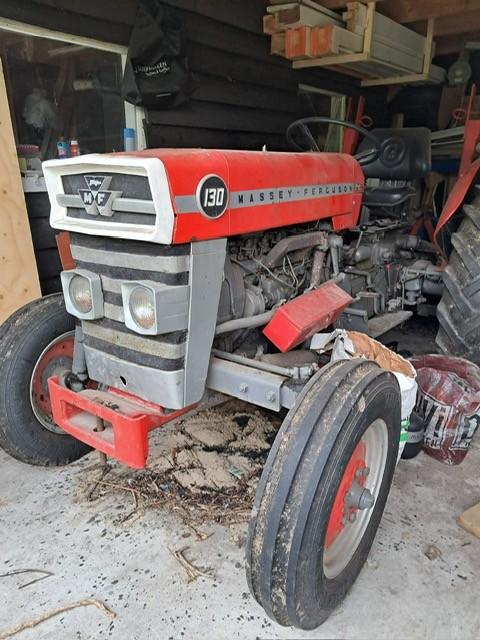 MF 130 tractor, klus tractor met kenteken, Zakelijke goederen, Agrarisch | Tractoren, 2500 tot 5000, Massey Ferguson, tot 80 Pk