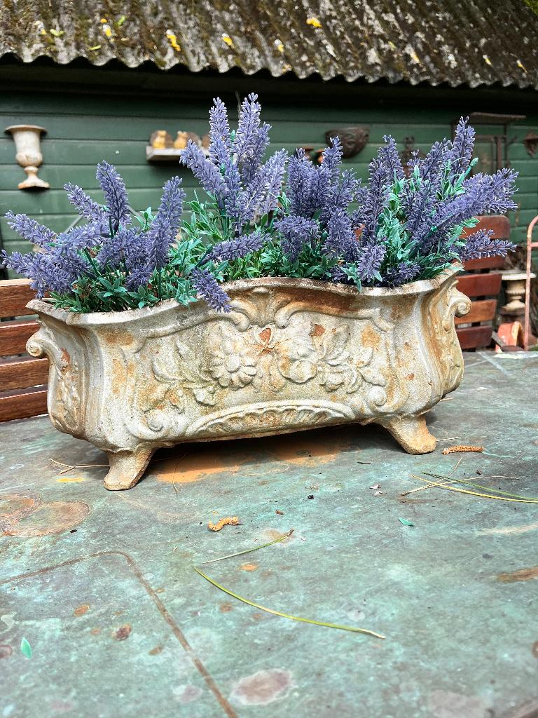 antieke franse gietijzeren jardiniere, Ophalen