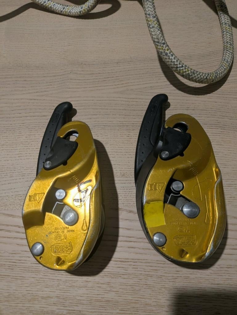 Petzl ID, Sport en Fitness, Klimsport, Ophalen of Verzenden, Gebruikt, Klimsport-accessoire
