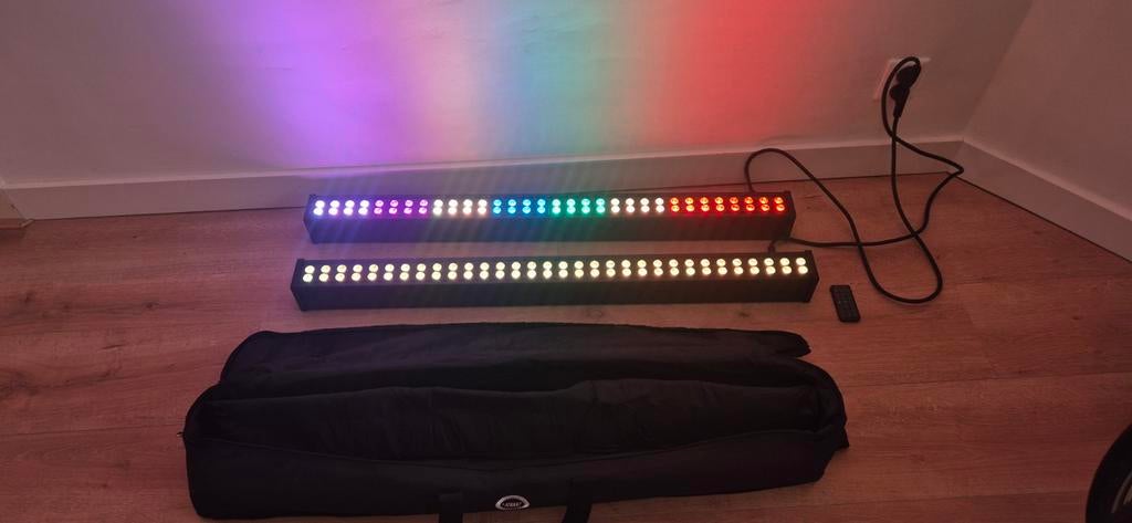 2x LED Bar 64x3W RGB + transporttas - Zo goed als new, Muziek en Instrumenten, Ophalen of Verzenden, Zo goed als nieuw, Licht