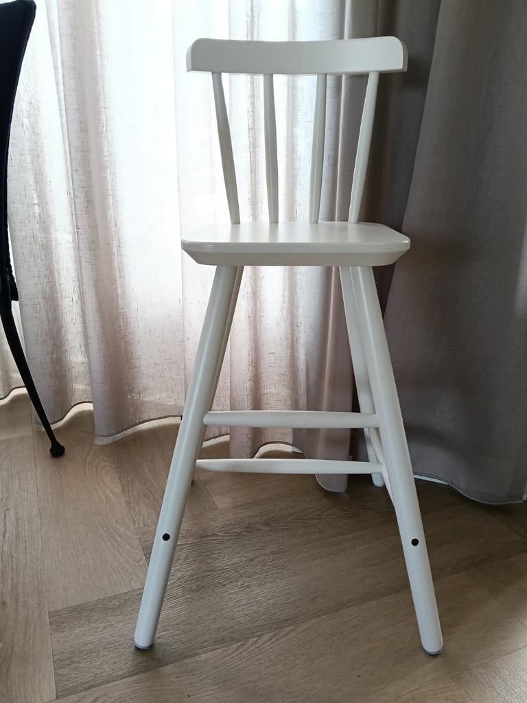 Ikea kinderstoel Agam wit, Ophalen