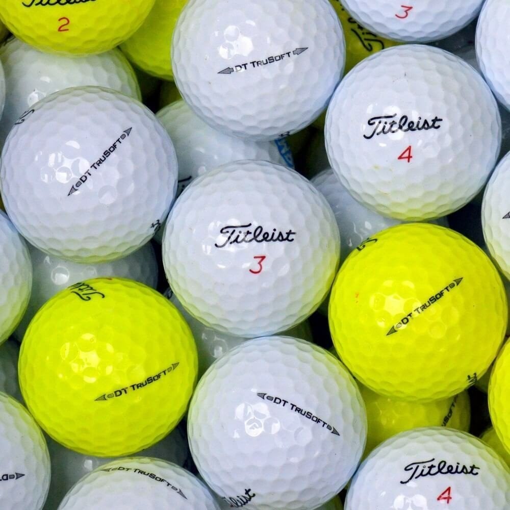 Titleist Dt Trusoft golfballen 100 stuks €90,00 AAAA, Sport en Fitness, Ophalen of Verzenden, Zo goed als nieuw, Bal(len)