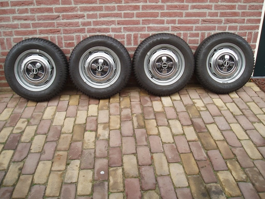 triumph dolomite, Ophalen, Gebruikt, Triumph