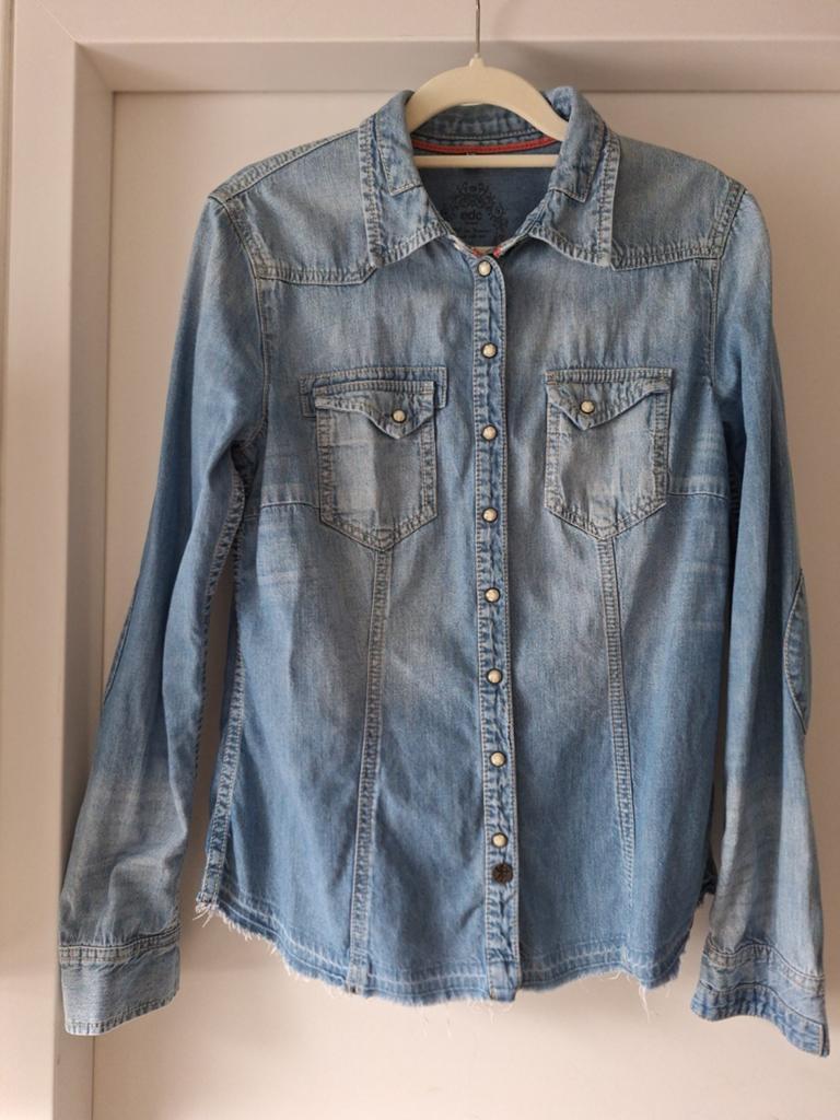 Denim blouse maat S met rafelrandje onder, Blauw, Ophalen of Verzenden, Zo goed als nieuw, Maat 36 (S)