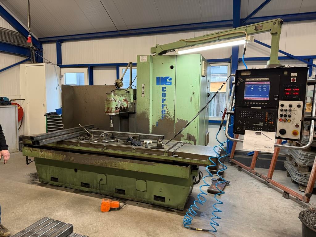 Correa Freesbank A-16 - Robuuste en betrouwbare freesmachine, Ophalen, Gebruikt, Elektrisch, Overige soorten
