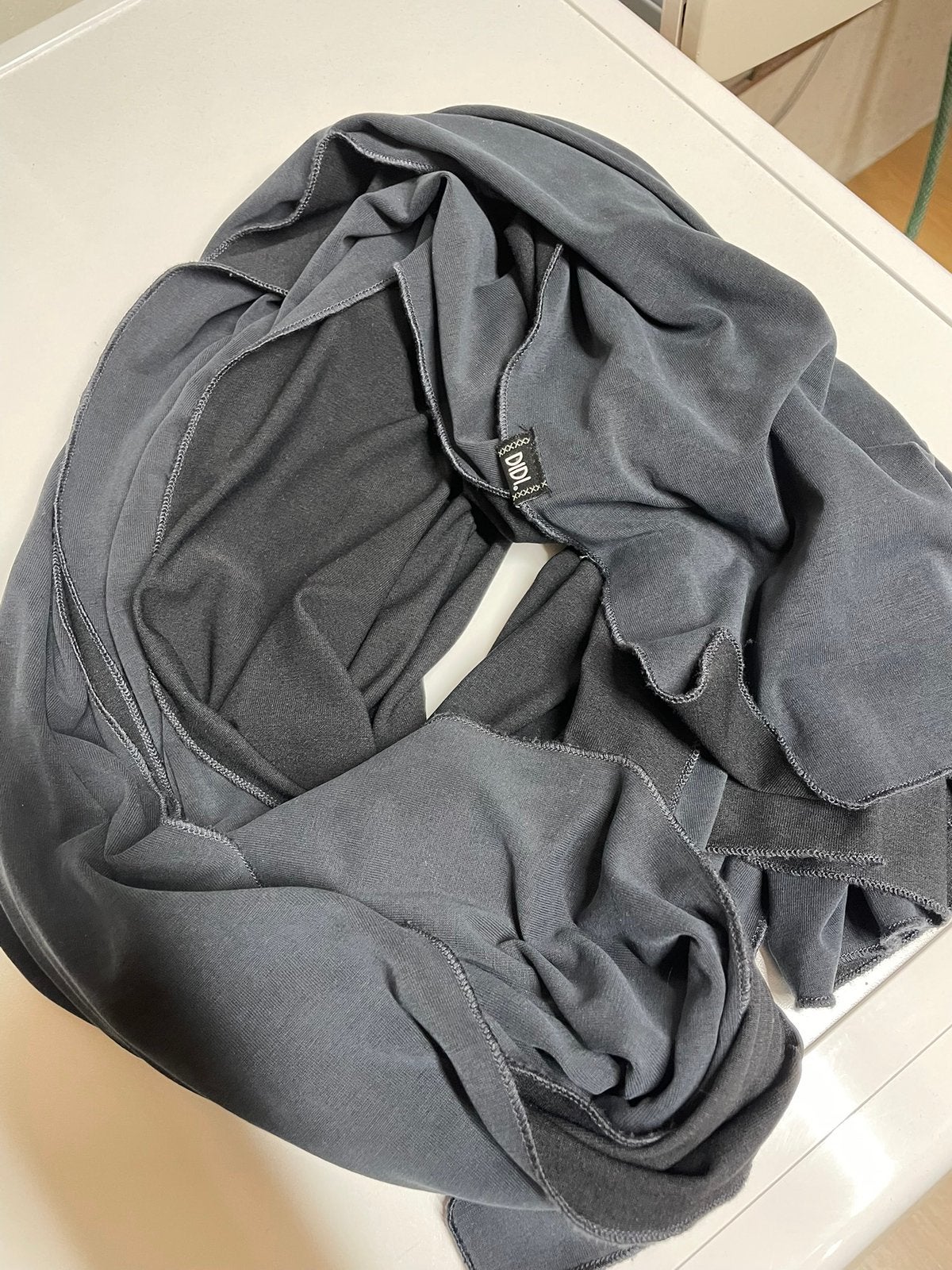 Sjaal DIDI  zwart, Kleding | Dames, Mutsen, Sjaals en Handschoenen, Ophalen of Verzenden, Gedragen, Sjaal