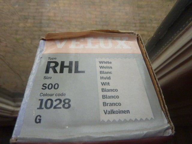 Nieuwe Velux licht doorlatende gordijnen / RHL S-serie., Ophalen of Verzenden, Nieuw, Wit, Gordijn