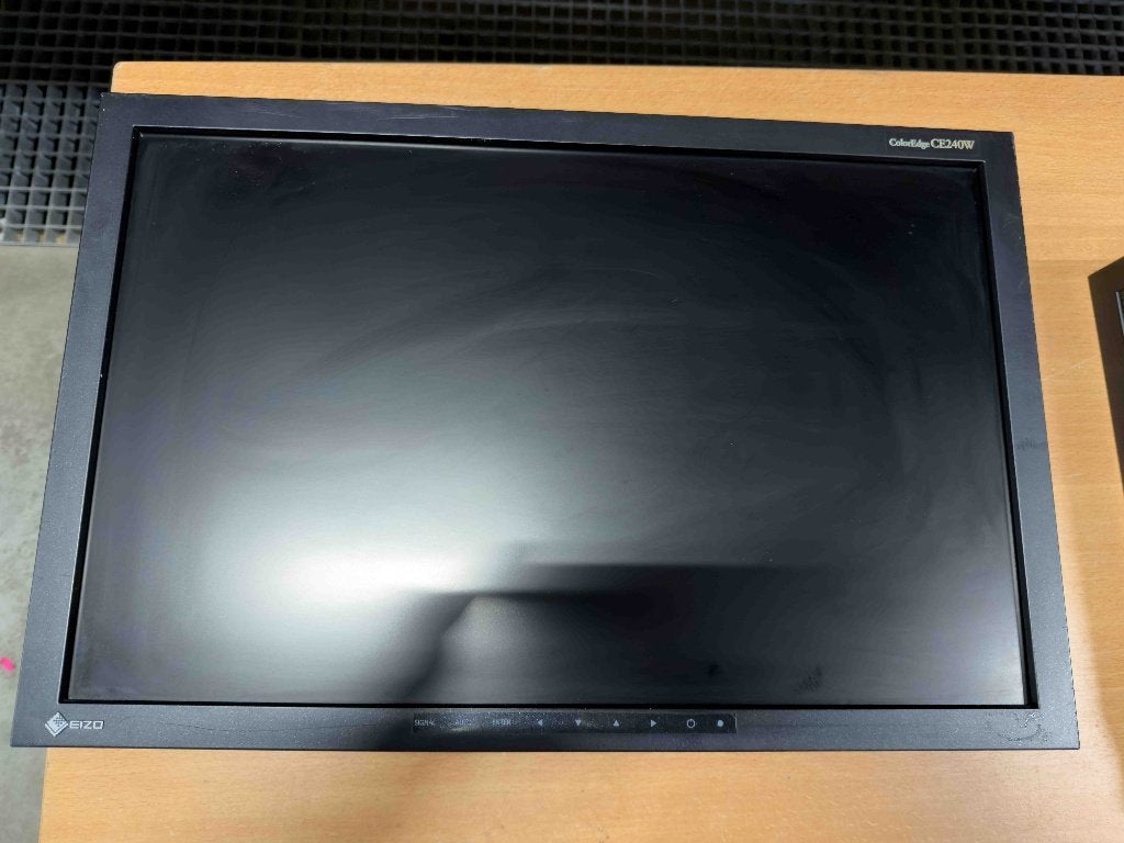 EIZO ColorEdge CE240W professionele monitor, Computers en Software, Gebruikt, IPS, Full HD, Ophalen of Verzenden