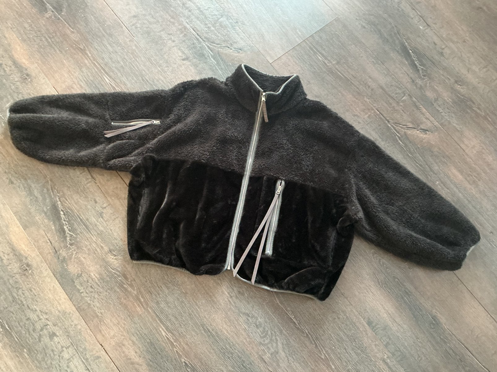 UGG’s Teddy jas zwart dames * Maat XL - weinig gedragen, Ophalen of Verzenden, Zo goed als nieuw, Maat 46/48 (XL) of groter, Zwart
