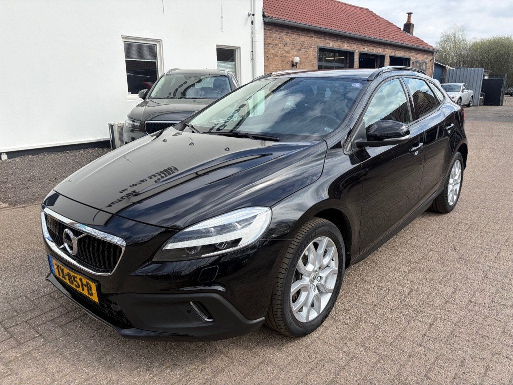 Volvo V40 CC T3 Nordic+ Adapt. Cruise, Auto's, Volvo, 700 kg, Geïmporteerd, 1500 kg, 5 stoelen