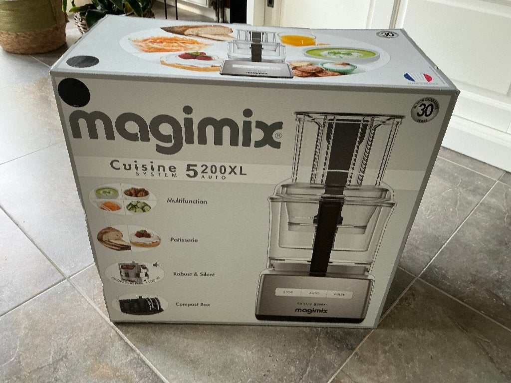 Magimix keukenmachine CS 5200XL  NIEUW!, Witgoed en Apparatuur, Nieuw, Ophalen of Verzenden, Vaatwasserbestendig, 3 snelheden of meer