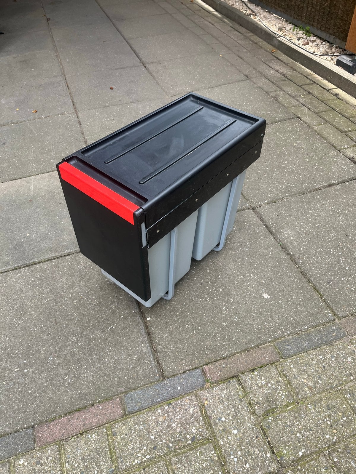 Uitschuifbare prullenbak voor in keukenkastje - 2x10L, Ophalen, Kunststof, Gebruikt, 5 – 50