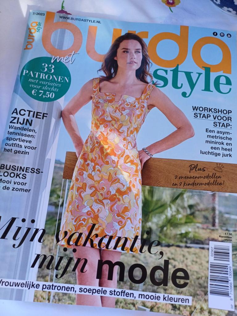 Burda style naaien patronen zomer, Ophalen of Verzenden, Zo goed als nieuw, Vrouw, Burda