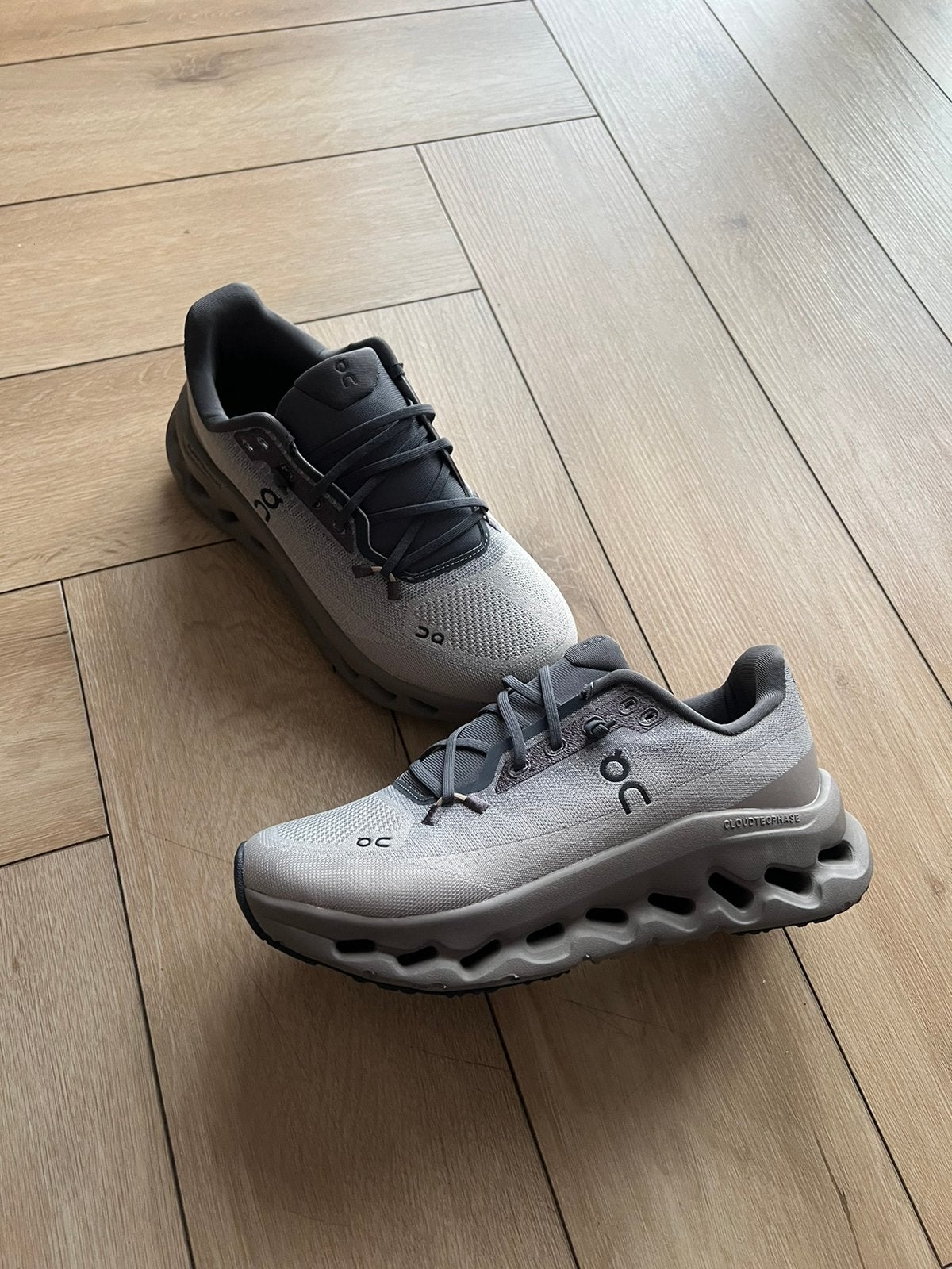 On cloud sneakers dames, Bruin, Nieuw, Ophalen of Verzenden, Sneakers of Gympen