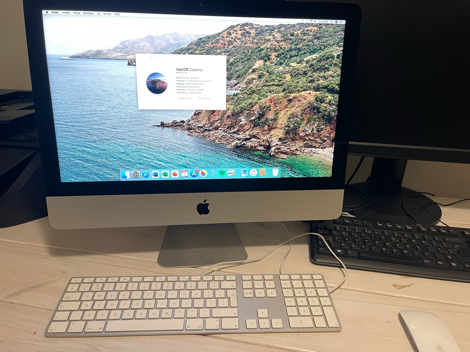 Nette 21.5 inch iMac (Late 2013) A1418 met accessoires, Ophalen, 2 tot 3 Ghz, IMac, Zo goed als nieuw