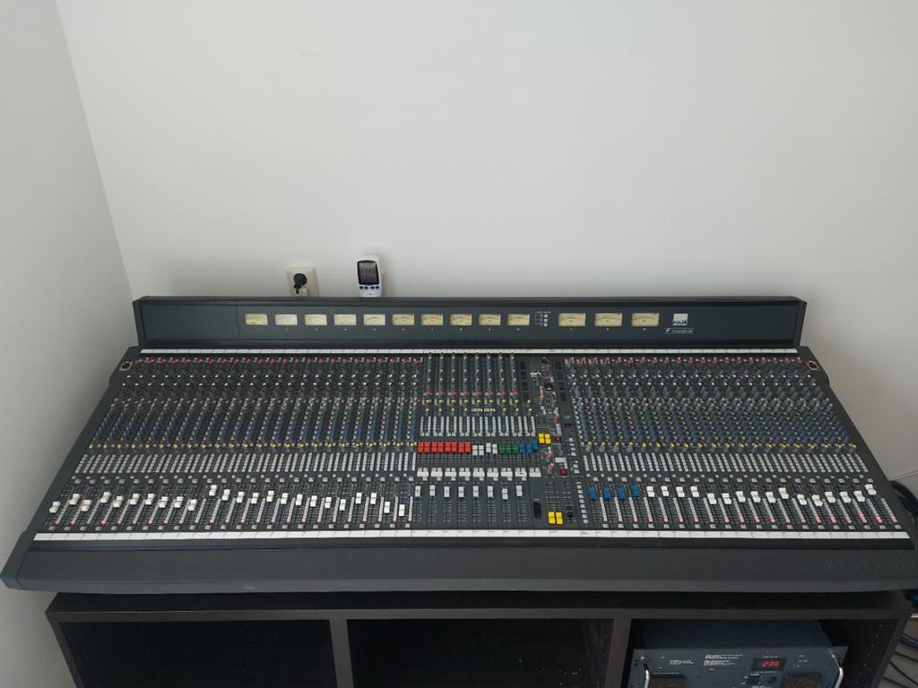 Soundcraft Series Four 40+4 Mengpaneel met CPS2000, Muziek en Instrumenten, Mengpanelen, Ophalen, Zo goed als nieuw, 20 kanalen of meer