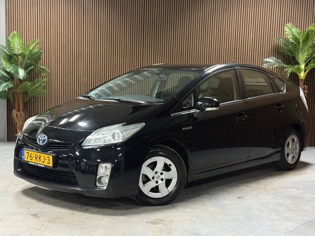 Toyota Prius 1.8 Comfort (bj 2011, automaat), Auto's, Toyota, Gebruikt, 4 cilinders, Zwart, Origineel Nederlands