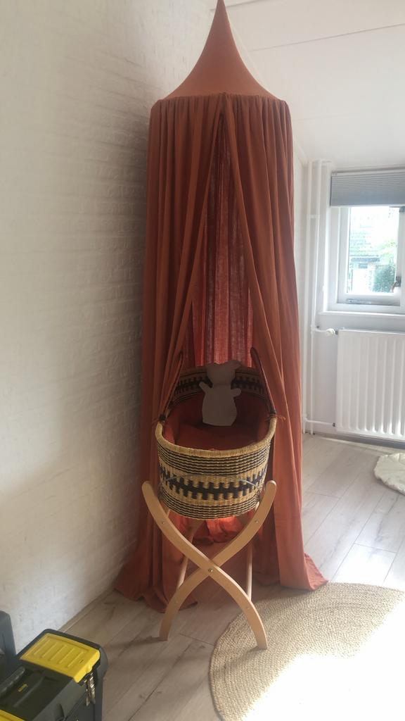 Rieten Mozes mand / reiswieg met standaard, Ophalen of Verzenden, Zo goed als nieuw, Wieg