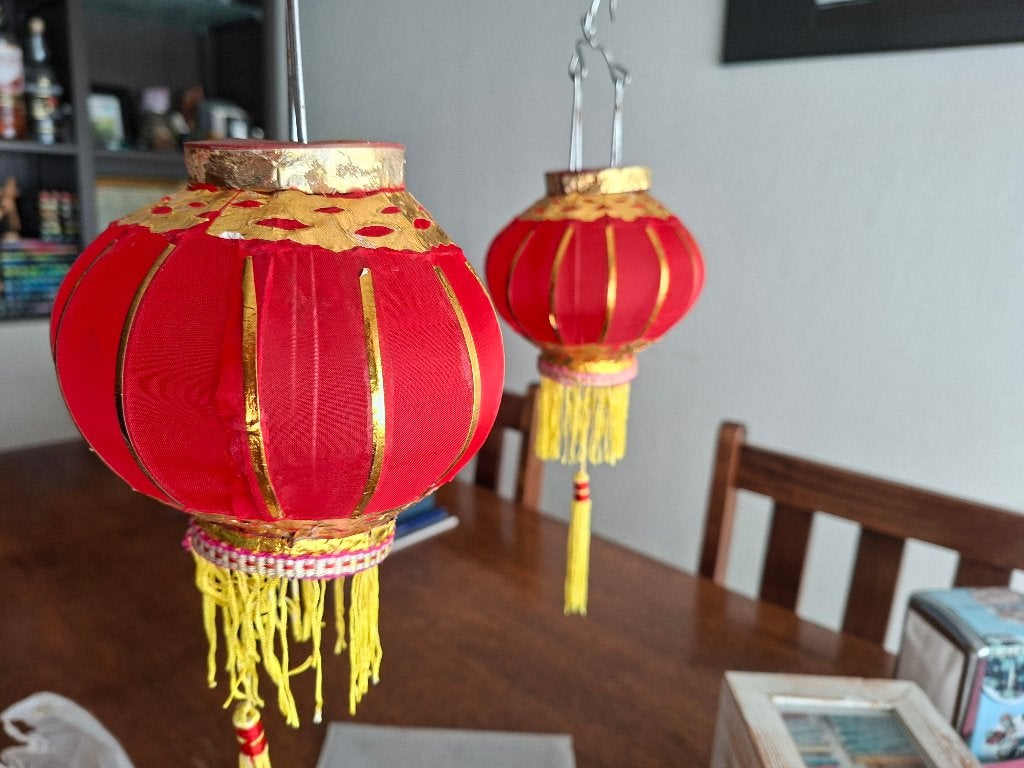 2 chinese lantarentjes in originele verpakking, Ophalen of Verzenden, Gebruikt, Rood, Klassiek
