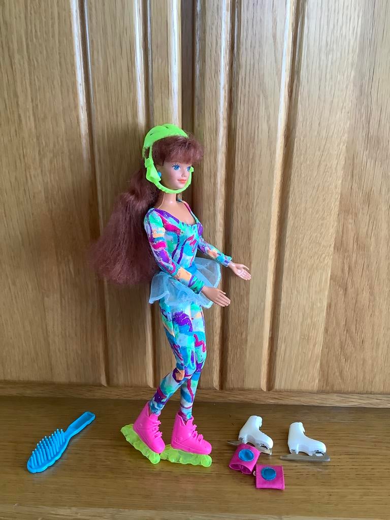 Hot Skatin' Midge uit 1994: Mattel #13393., Ophalen of Verzenden, Gebruikt, Barbie