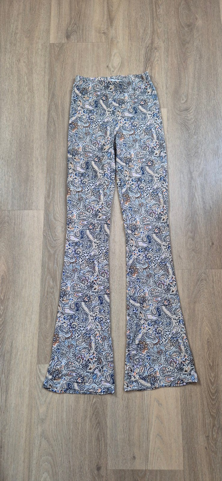 Gave broek van costes atelier, maat s, Kleding | Dames, Maat 38/40 (M), Beige, Ophalen of Verzenden, Zo goed als nieuw