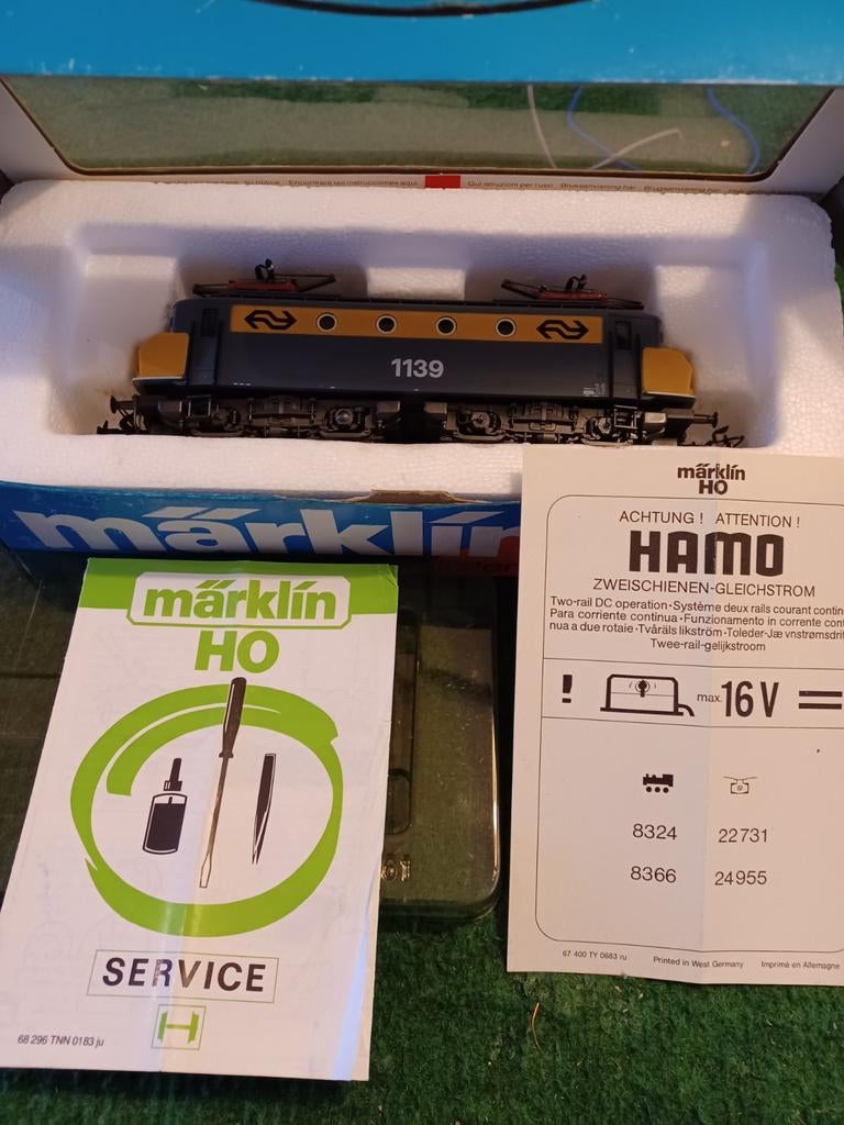 Marklin Hamo 8324 NS loc Digitaal - Nieuwstaat, Hobby en Vrije tijd, Modeltreinen | H0, Ophalen of Verzenden, Märklin, Gelijkstroom