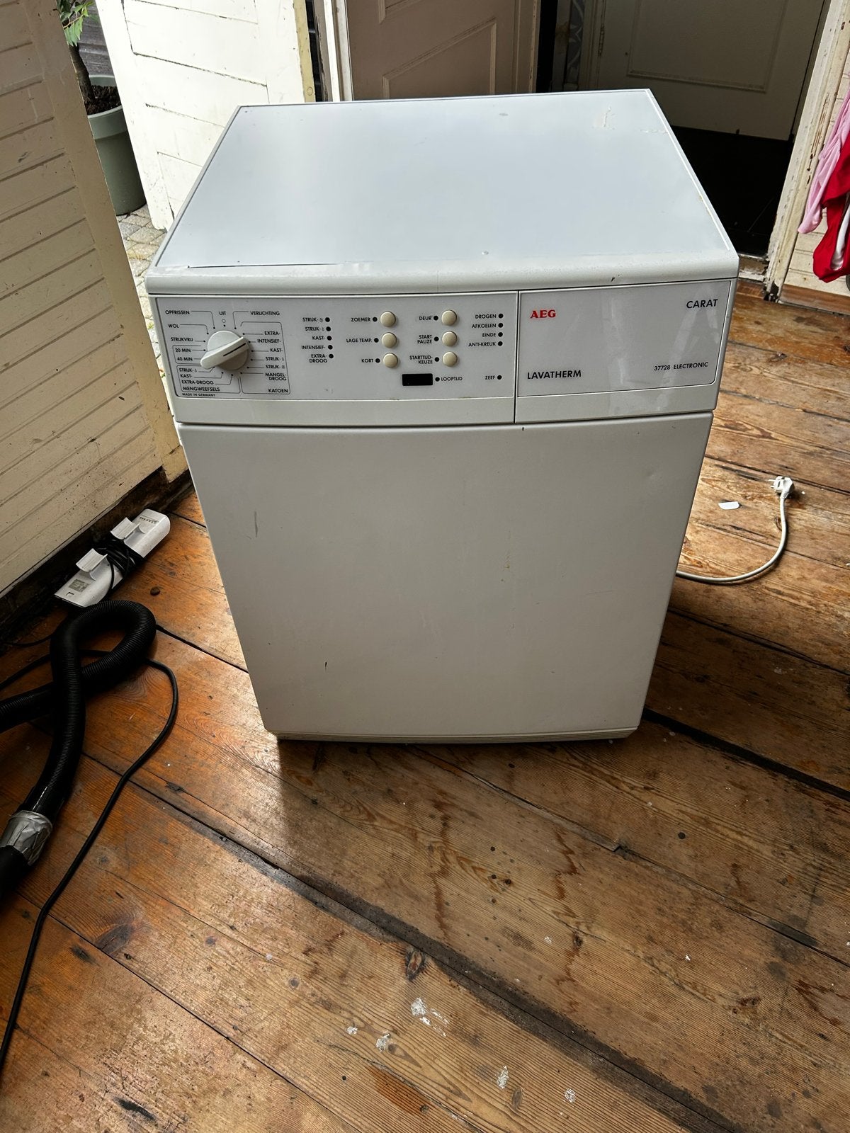 AEG Lavatherm 37728 Electronic Wasdroger, Witgoed en Apparatuur, Ophalen of Verzenden, Gebruikt, Voorlader, Luchtafvoer