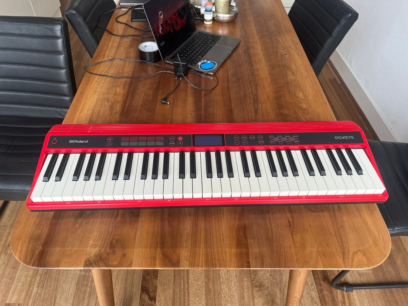 Roland Go 61 keys piano rood, Muziek en Instrumenten, Keyboards, Ophalen, 61 toetsen, Roland, Zo goed als nieuw
