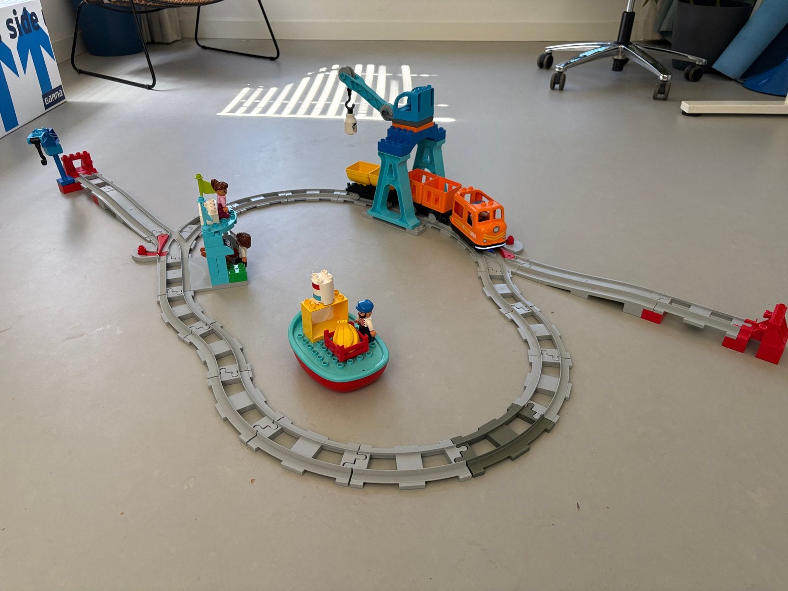Lego Duplo Goederentrein (10875) met extra spoor, Ophalen of Verzenden, Zo goed als nieuw, Compleet, Duplo
