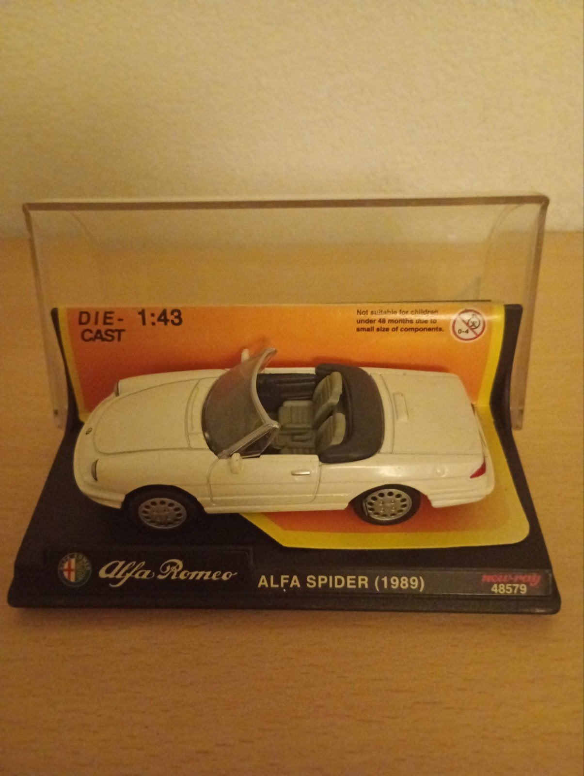 Alfa Romeo Alfa Spider (1989) Die-Cast Model 1:43, Ophalen of Verzenden, Nieuw, Auto, Overige merken