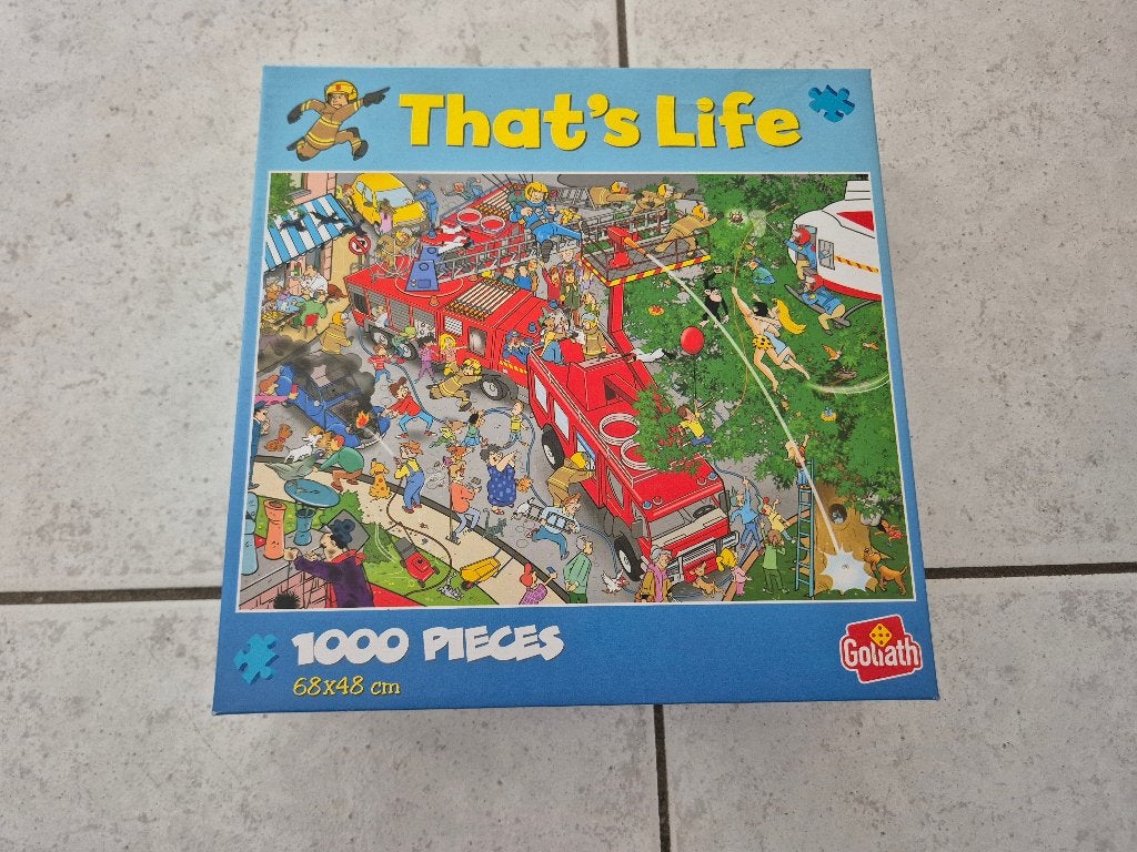 That’s life puzzel - brandweer - 1000 stukjes, Ophalen of Verzenden, 500 t/m 1500 stukjes, Zo goed als nieuw, Legpuzzel