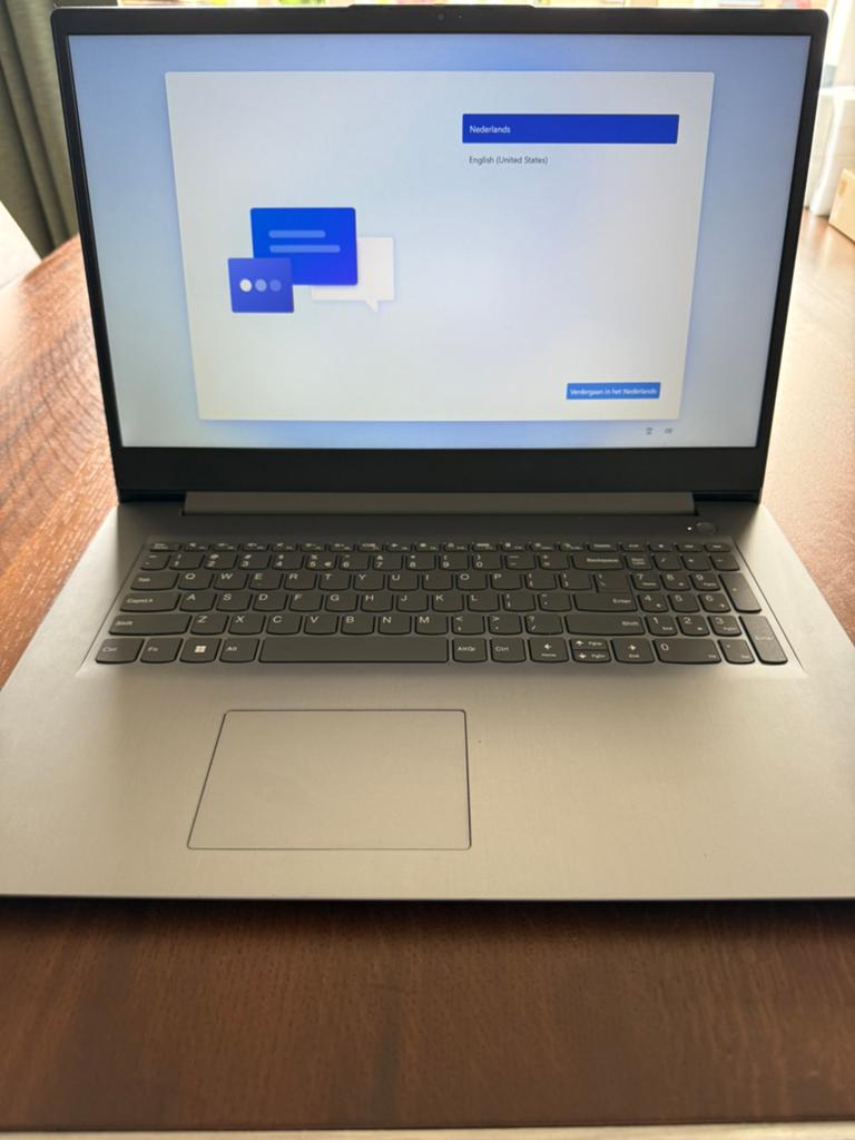 Lenovo IdeaPad 3, Computers en Software, Windows Laptops, 2 tot 3 Ghz, Ophalen of Verzenden, Zo goed als nieuw, SSD