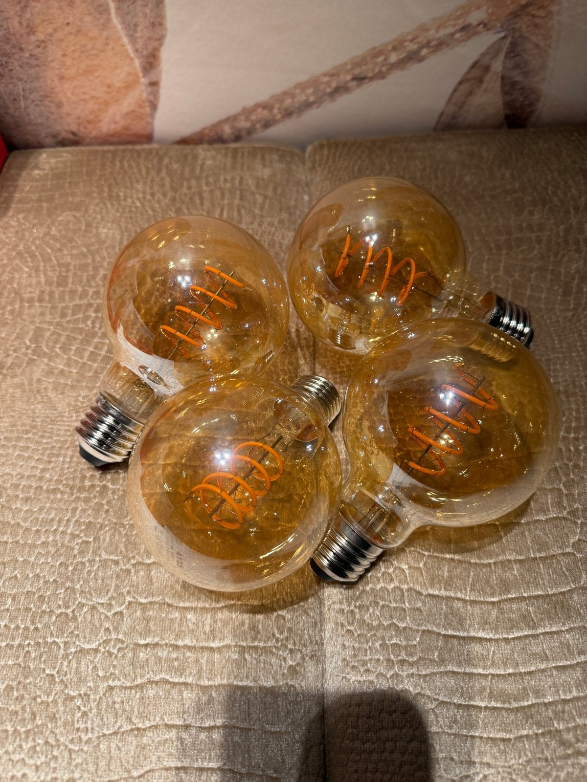 12x Lumidora LED A60 Filament Lamp 5W (40W equivalent), 30 tot 60 watt, Led-lamp, Dimbaar, Zo goed als nieuw