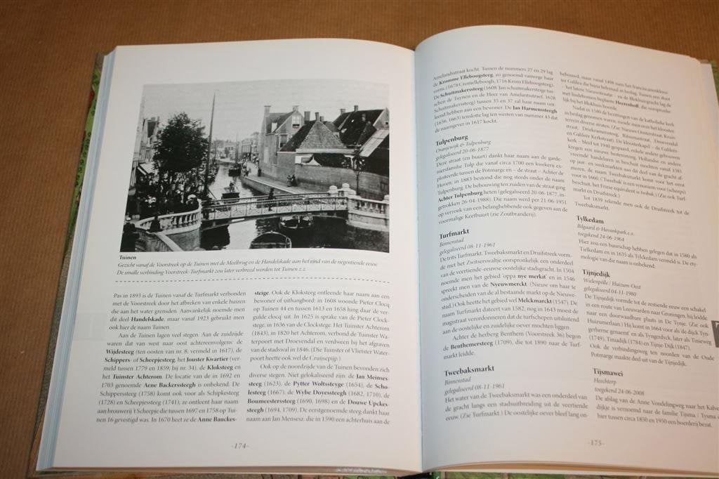 Leeuwarder straatnamen, Boeken, Ophalen of Verzenden, Zo goed als nieuw