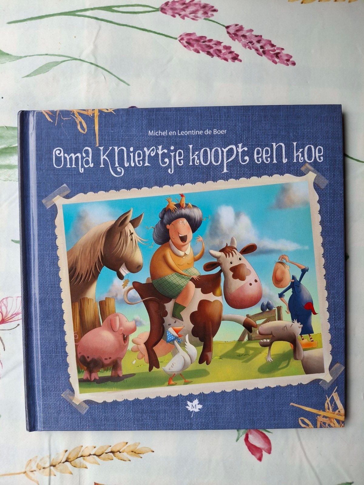 Michel de Boer - Oma Kniertje koopt een koe, Boeken, Ophalen of Verzenden, Zo goed als nieuw, Michel de Boer