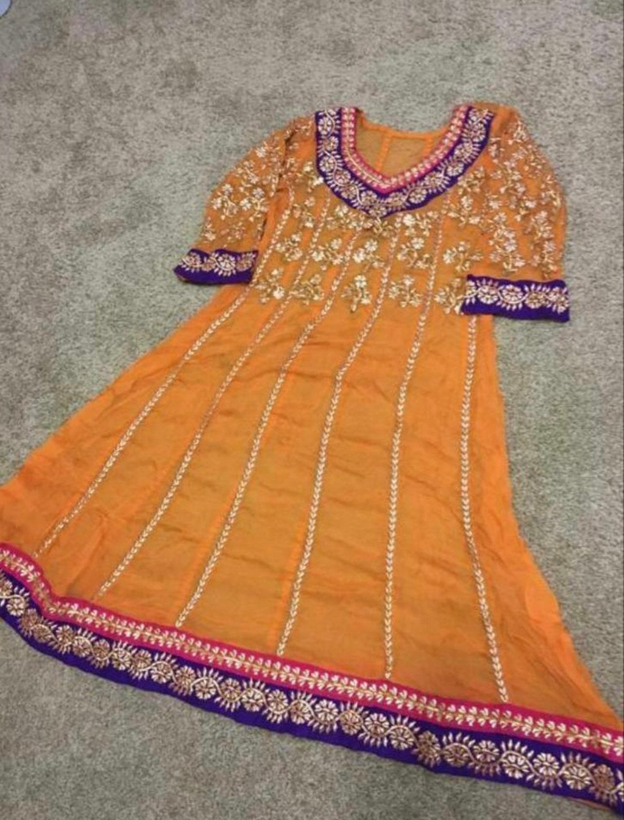 Indian bollywood anarkali oranje bewerkt kameez 3 delig, Maat 38/40 (M), Overige typen, Oranje, Ophalen of Verzenden
