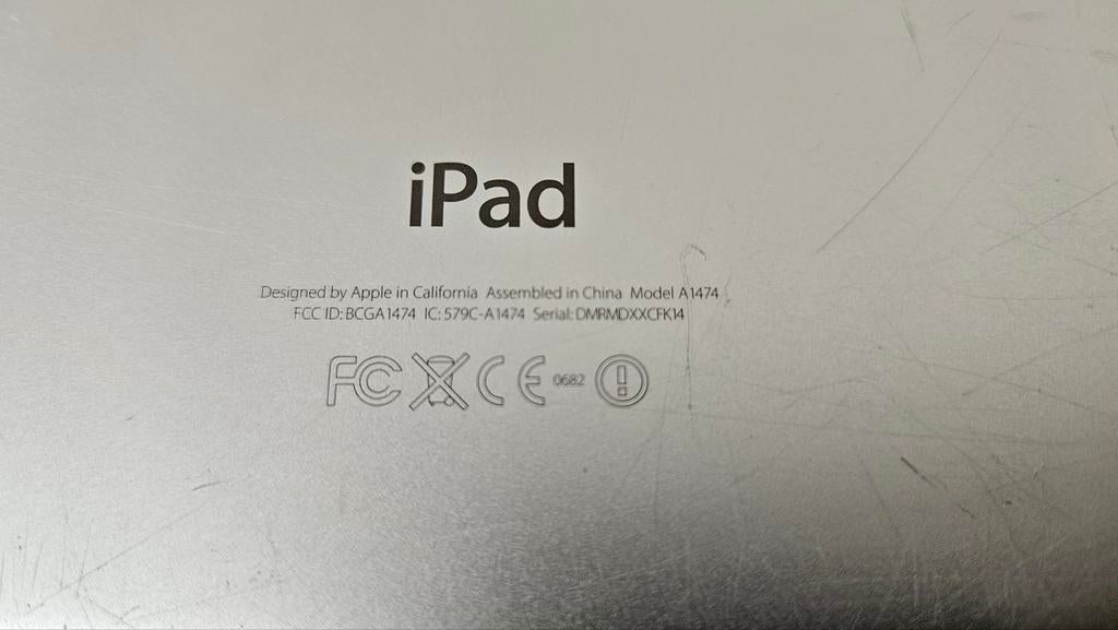 Apple iPad A1474 Wi-Fi 16GB Zilver, Computers en Software, Apple iPads, Ophalen of Verzenden