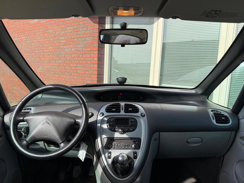 Citroen Xsara Picasso 1.6i-16V Image, Voorwielaandrijving, Parkeersensor, 4 cilinders, Bruin