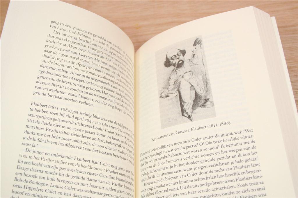 Heimwee naar de Mens — Joke J. Hermsen — Essays [2003], Ophalen of Verzenden, Gelezen